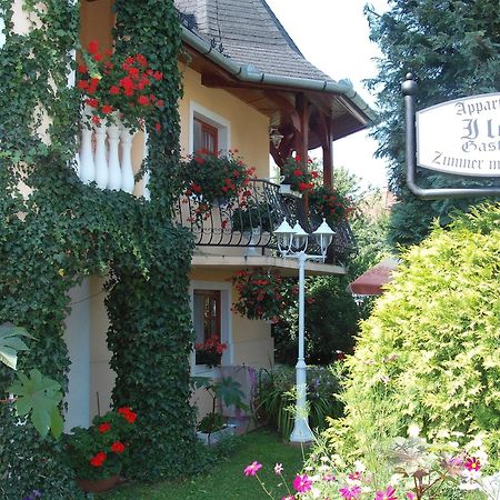 Hotel Ilona Kis Kastély Panzió à Keszthely Extérieur photo